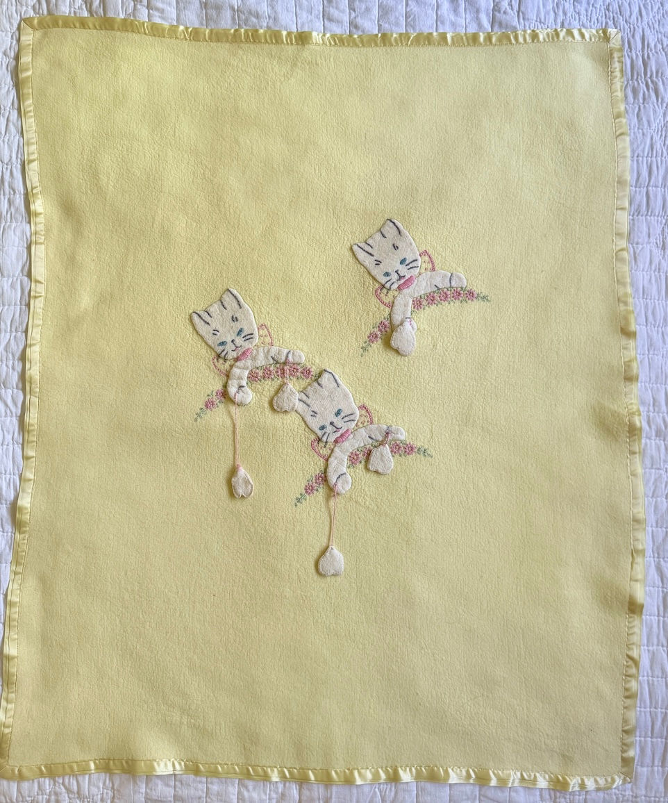 Thumbnail: 1940s Yellow Kittens Embroidered Carriage Blanket for Dy-Dee