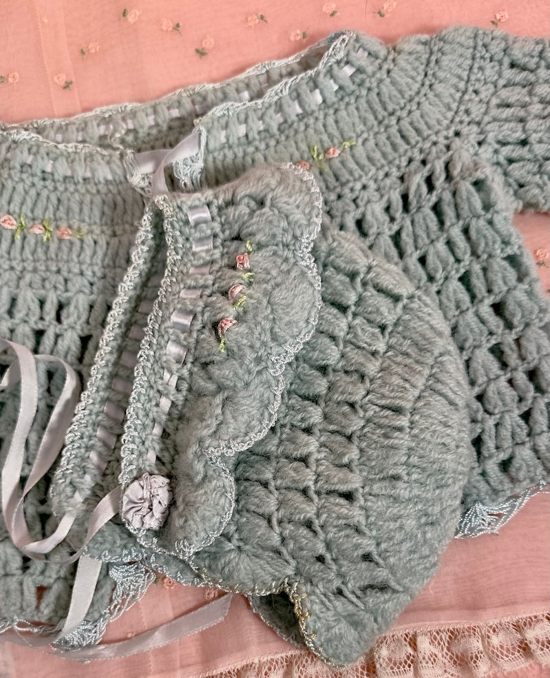 Thumbnail: Vintage 1930s Effanbee Dy-DEE Lou Factory Sweater Set