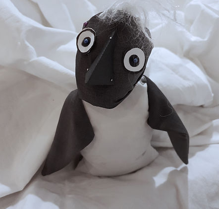 marionnette pingouin en scène