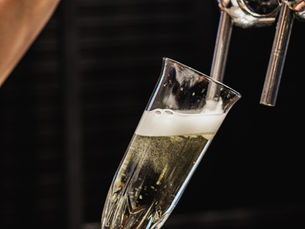 Why You Can’t Call It "Prosecco on Tap" and Why Frizzante Is the Perfect Alternative