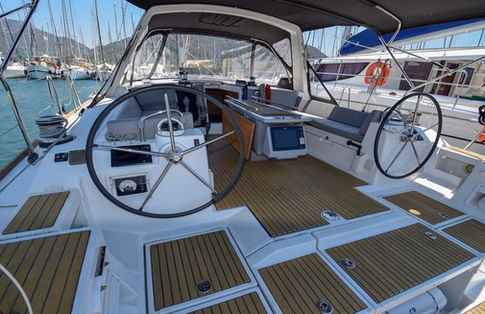 goldenyachting_beneteau-oceanis-45-tayanita-gsk9-4-jpg-7le.jpg