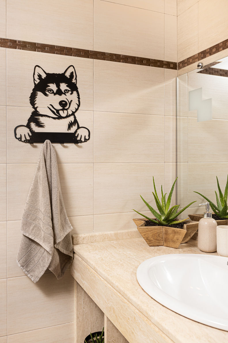 Husky (Хъски) интериор баня хавлия кърпа каменна мивка огледало цвете аксесоари