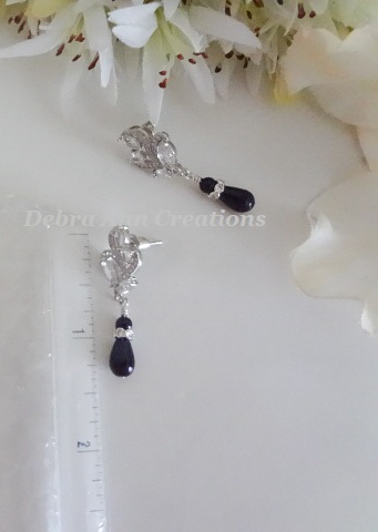 Thumbnail: Navy Blue Pearl and Crystal Marquise Drop Earrings BRER4050