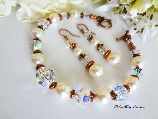 Thumbnail: Pearl and Crystal Bracelet Set BRSTPL2012