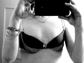 Miss M Defends Shapewear