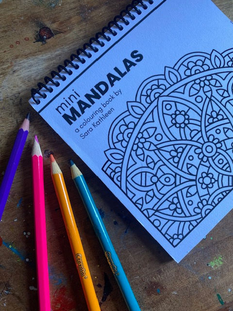 Mini Mandala Colouring Book