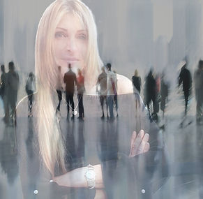 Barbi cap.lun_edited.jpg