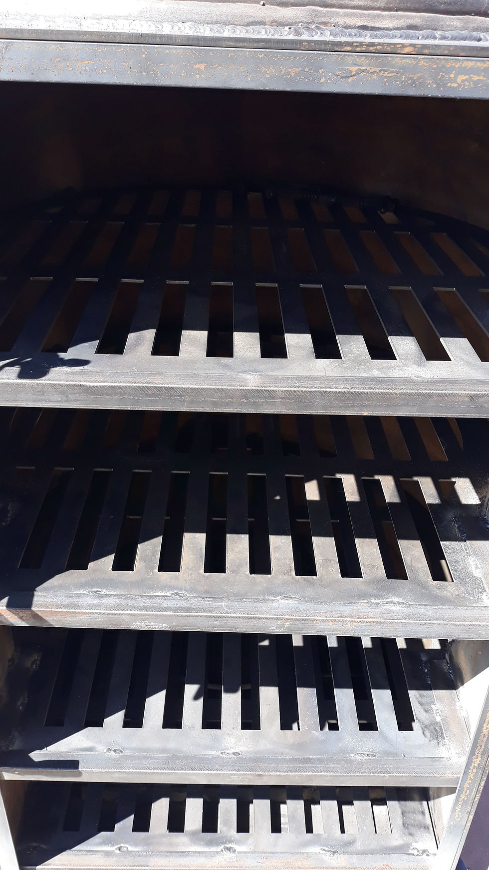 Thumbnail: Round Vertical Smoker 