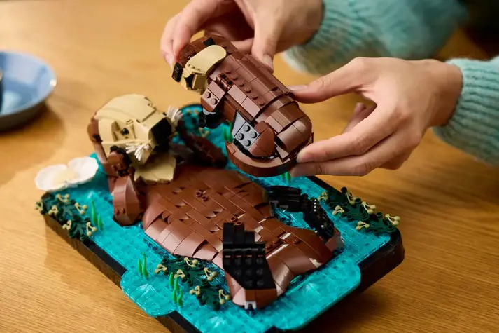 Thumbnail: LEGO 21366 Ideas Floating Sea Otters