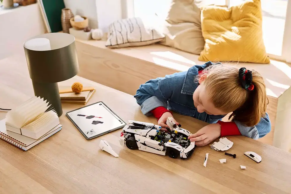 Thumbnail: LEGO 42184 Technic Koenigsegg Jesko Absolut White Hypercar