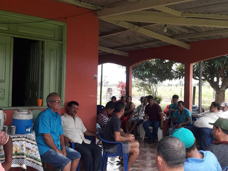 O Prefeito Gilson Pessoa se reúne com moradores para tratar sobre Feira do Peixe "Semana Santa"