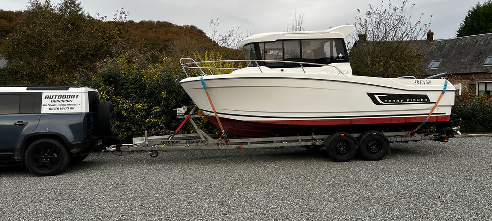 merry fisher 695 sur remorque