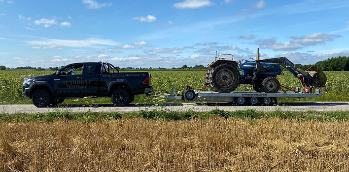 TRANSPORT TRACTEUR NORMANDIE_edited_edited.jpg