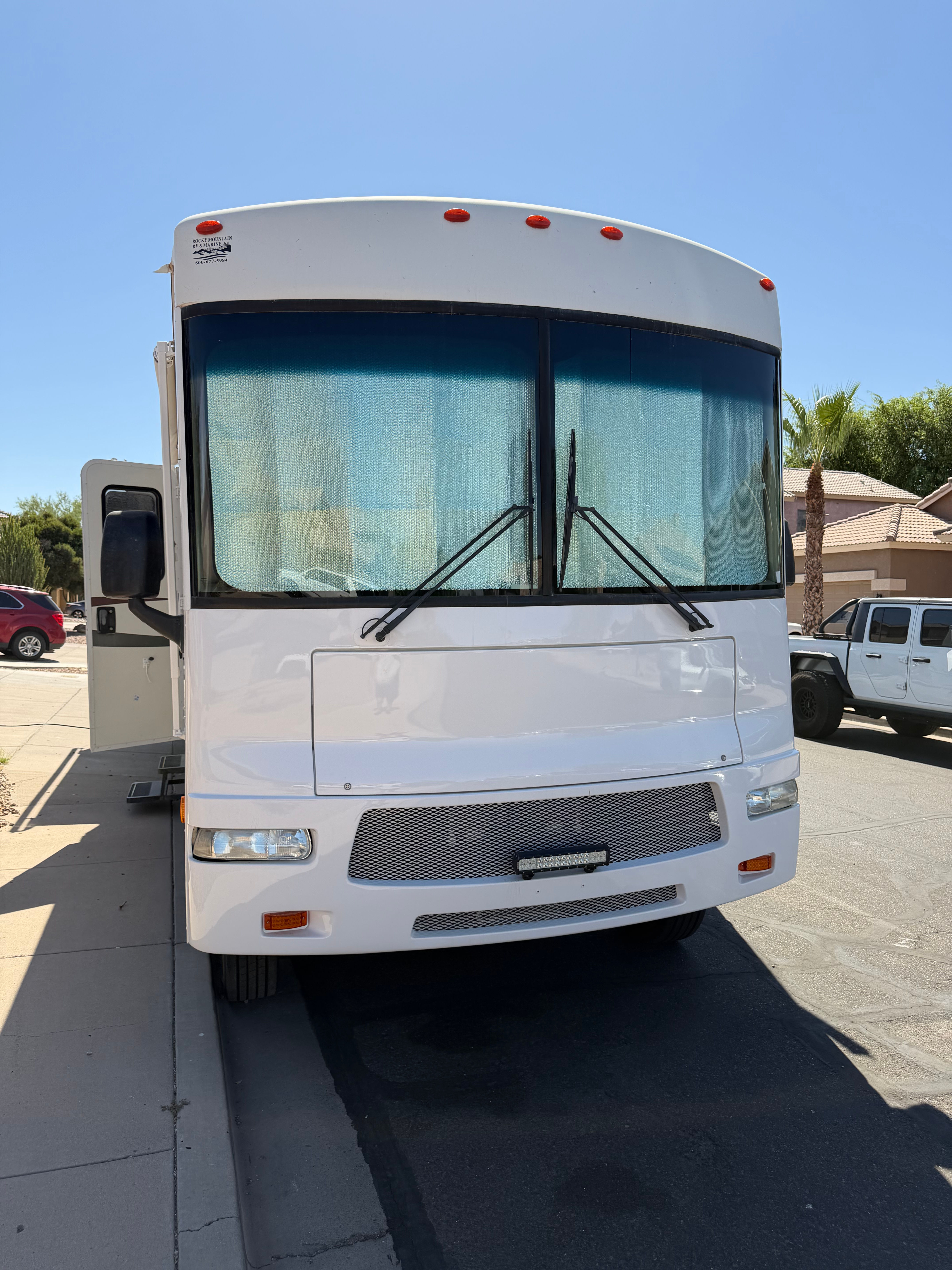 2008 Winnebago Vista