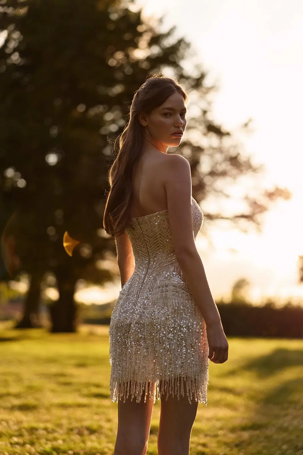 Miniaturbild: Spitzen Brautkleid kurz
