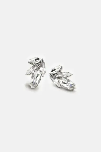 Sparkling stud earrings from OH LOVELY JUJLIE.