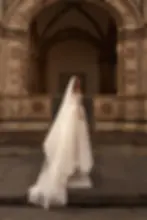 Miniaturbild: Brautkleid mit Carmenträgern