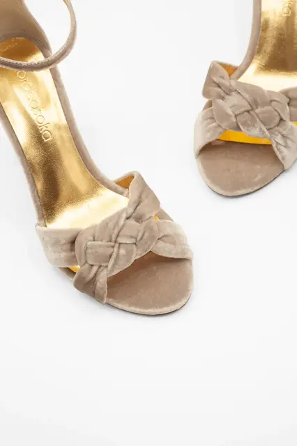 Brautschuhe in gold und taupe