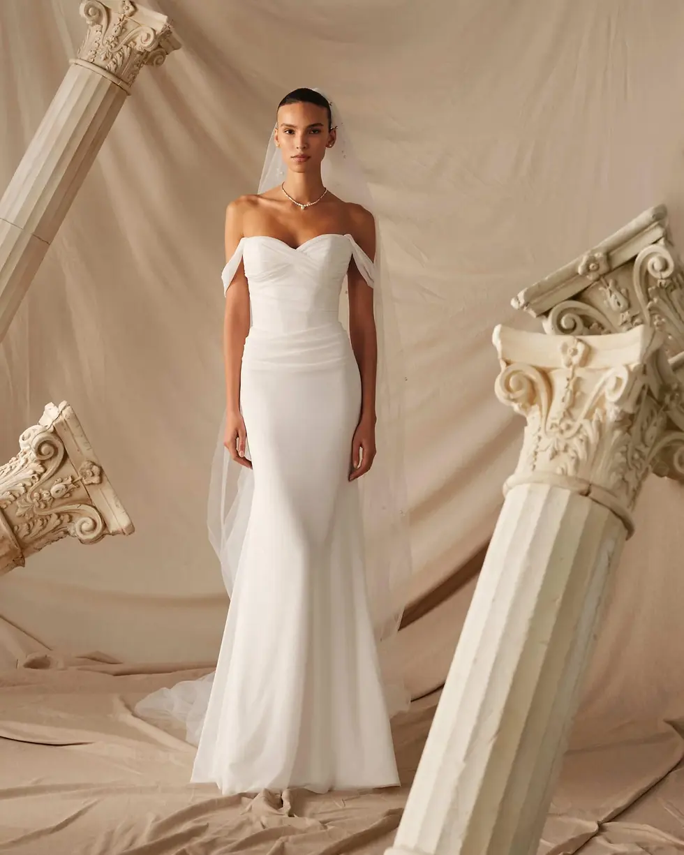 Miniatura: Brautkleid aus Satin