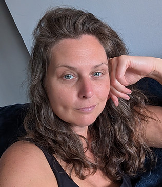 Michelle Beckett.jpg