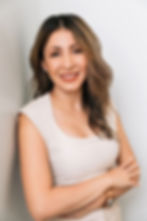Carolina.headshots-10-2.jpg