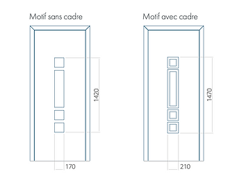 Porte d'entrée en bois avec quatre carrés de verre centraux