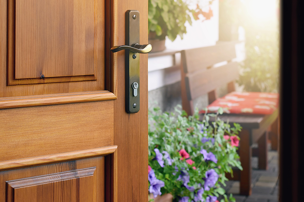 Entretien porte d'entrée en bois