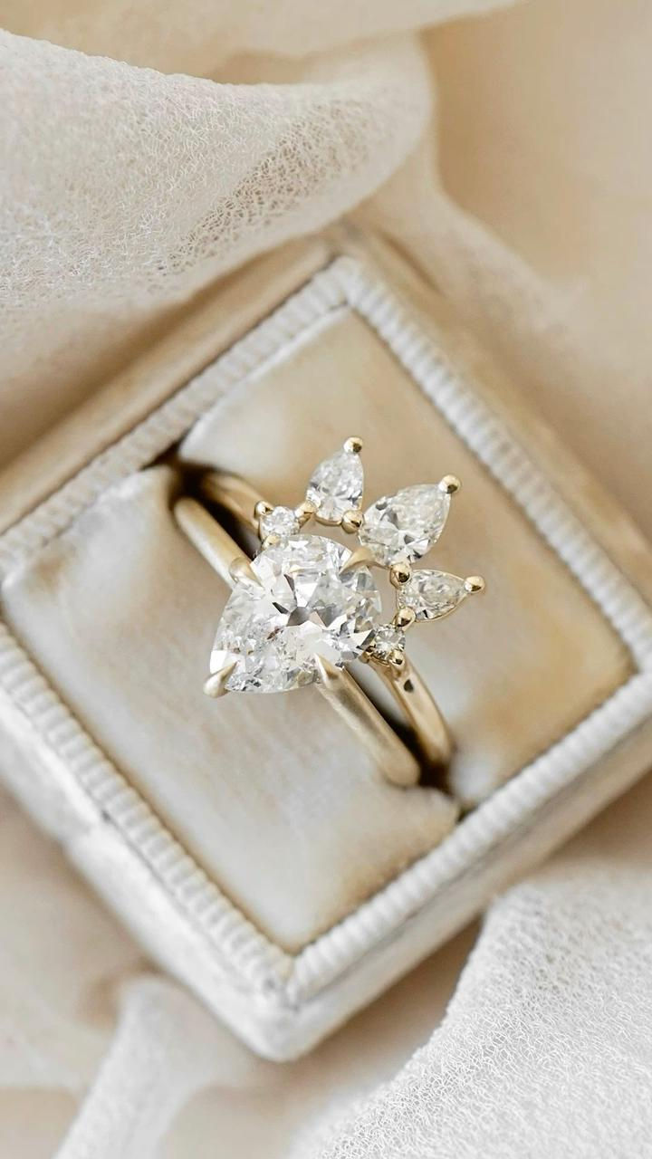 Pear cut moissanite with matching wedding band