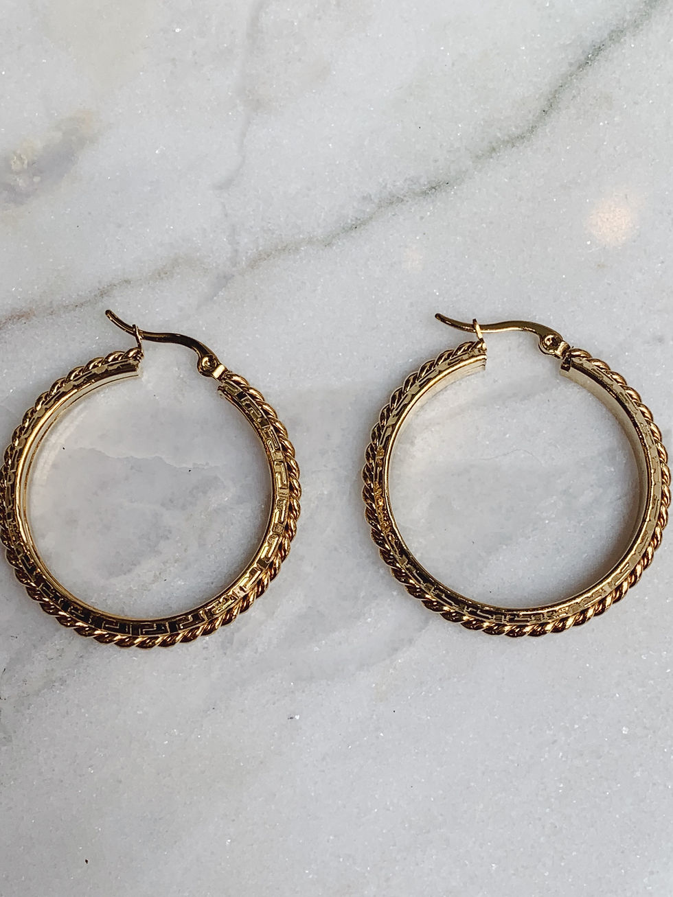 Thumbnail: BADASS BABE HOOPS