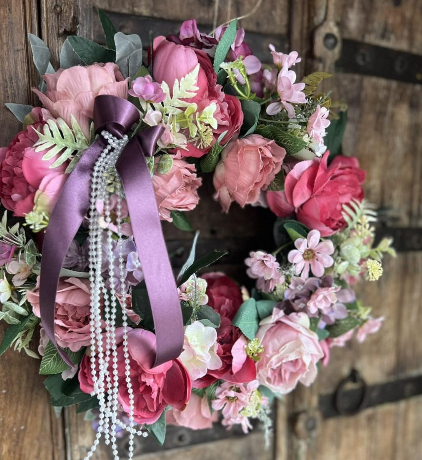 Thumbnail: Signature Door Wreath