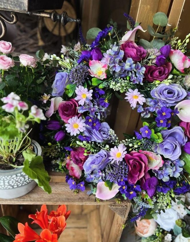 Thumbnail: Signature Door Wreath