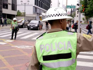 CRONOLOGÍA: Policía dirige el tránsito y provoca un atolladero de 5 horas