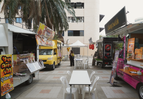 ฟู้ดทรัก ตัวเลือกใหม่ๆ ไม่จำเจ ด้วยบรรดา Food truck สับเปลี่ยนเมนูอาหารทุกสัปดาห์