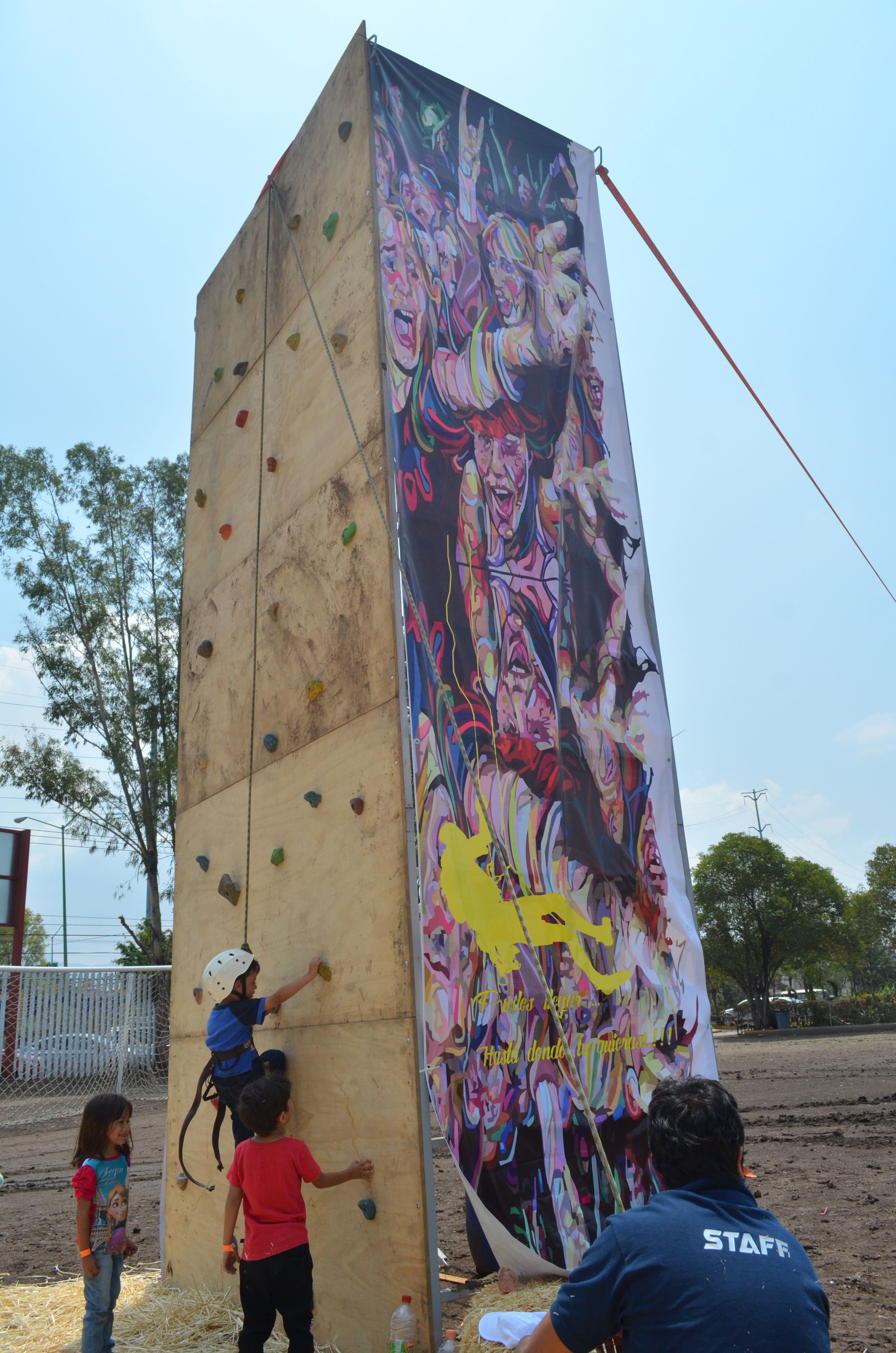 MURO DE ESCALADA.