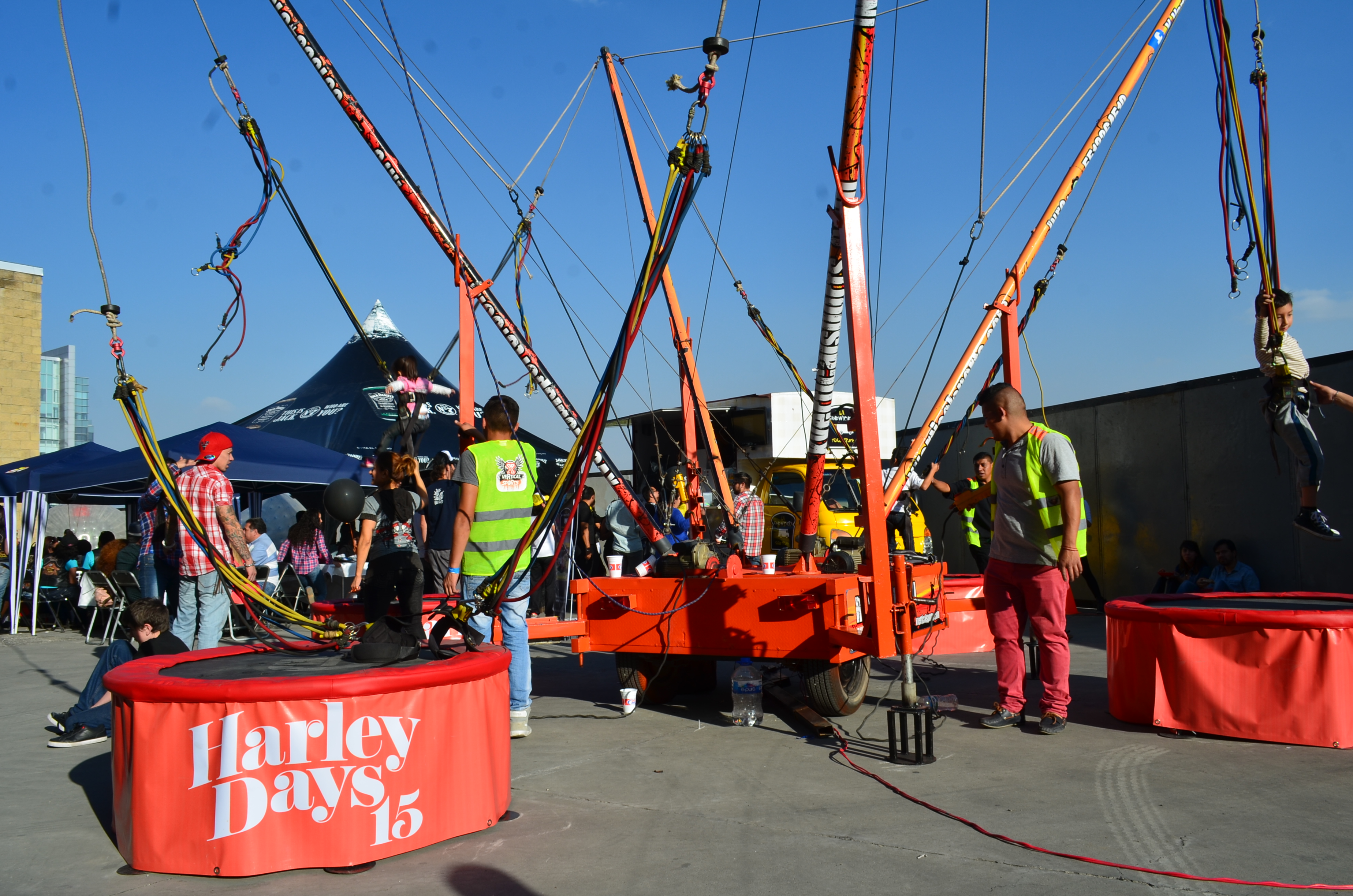EUROBUNGEE 4 PLAZAS.