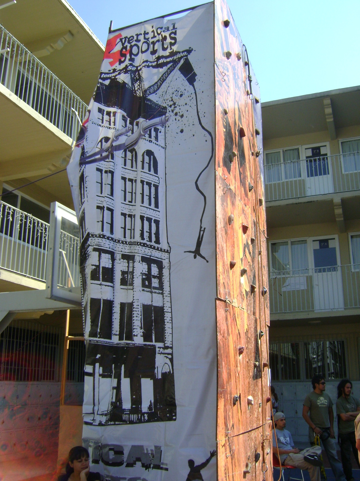 MURO DE ESCALAR.