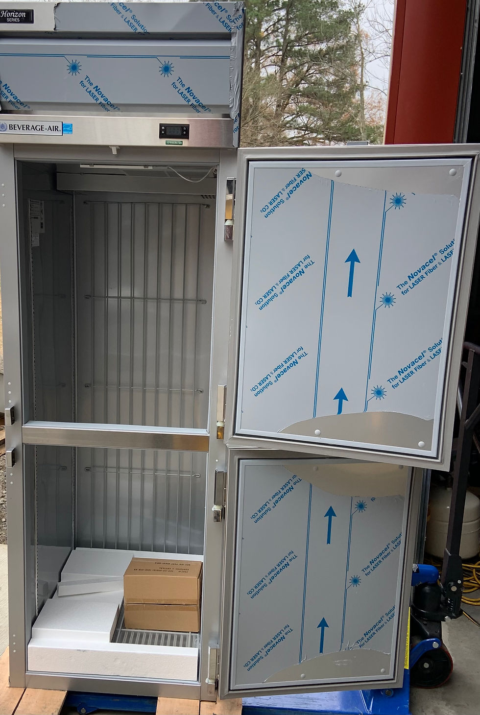 Thumbnail: Beverage Air HR1HC-1HS 26" 1 door Reach In Refrigerator