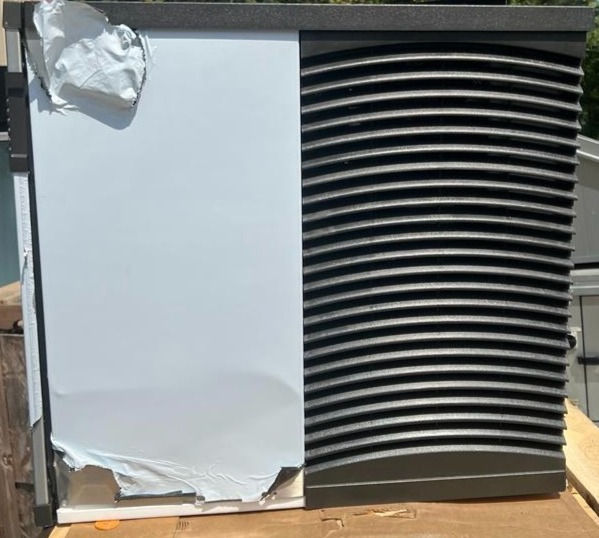 Thumbnail: Manitowoc Ice IYT0420A 22" Indigo NXT™ Half Cube Ice