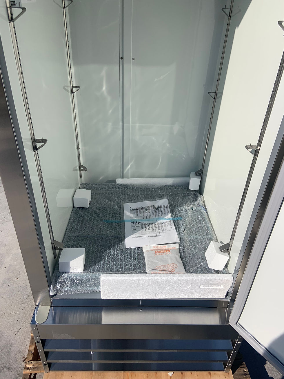 Thumbnail: 29" Solid 1 Door Reach-In Refrigerator