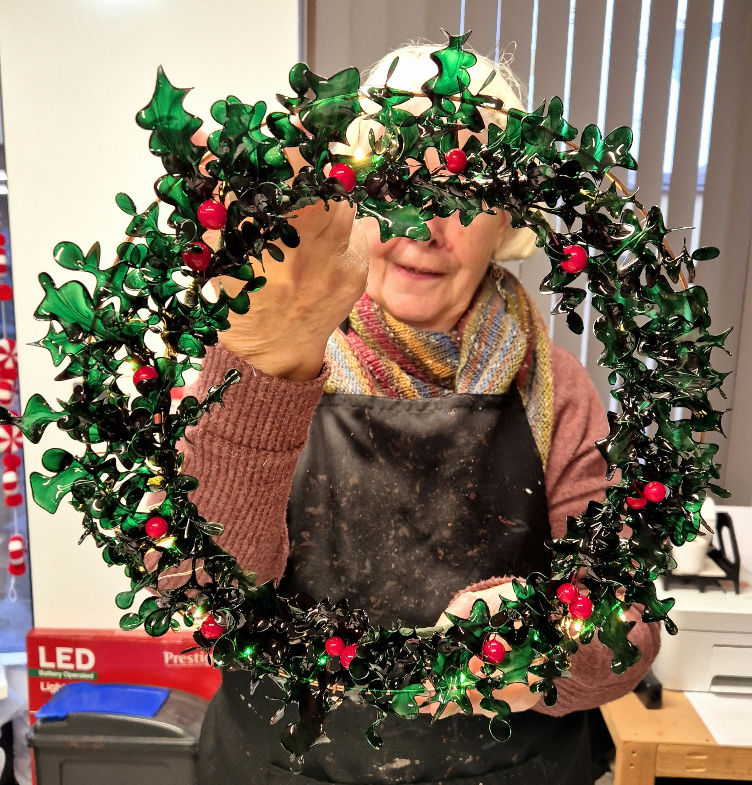 Resin Dip Wreath 12"