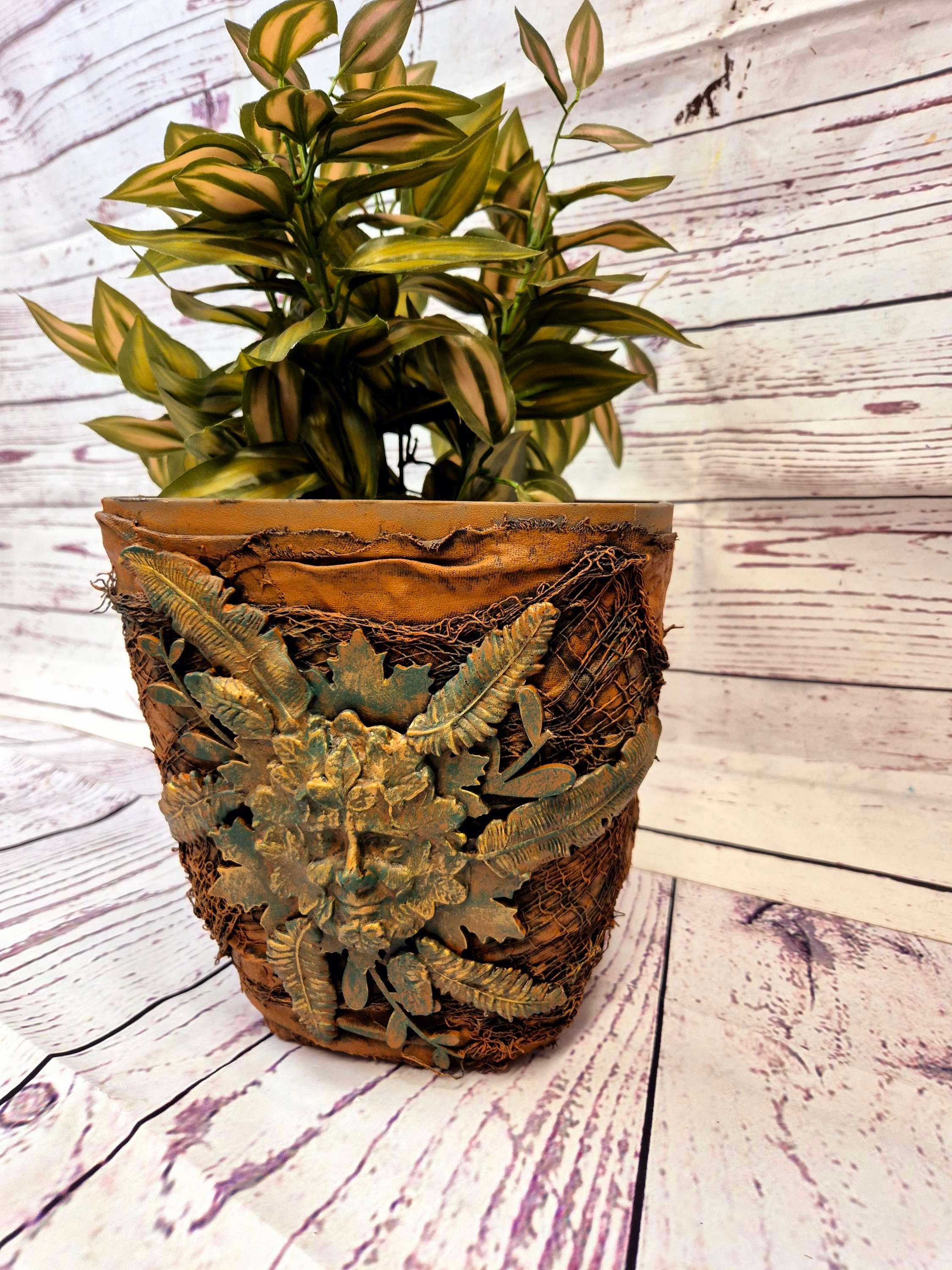 Greenman Potplant Holder