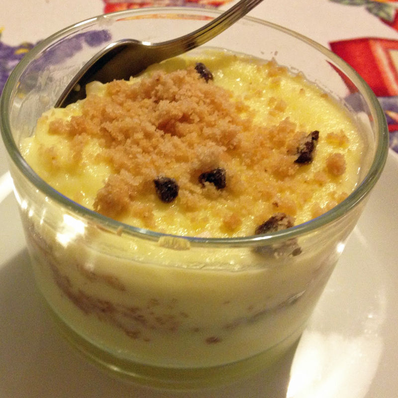 ビスケット入りプディング