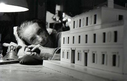 Christie's#Louise Bourgeois#Jerry Gorovoy#Adar Yosef#אדר יוסף#לואיז בורז'ואה#ניבה יוסף#יוסף מונדי#Yosef Mundi#Niva Yosef#Star of David