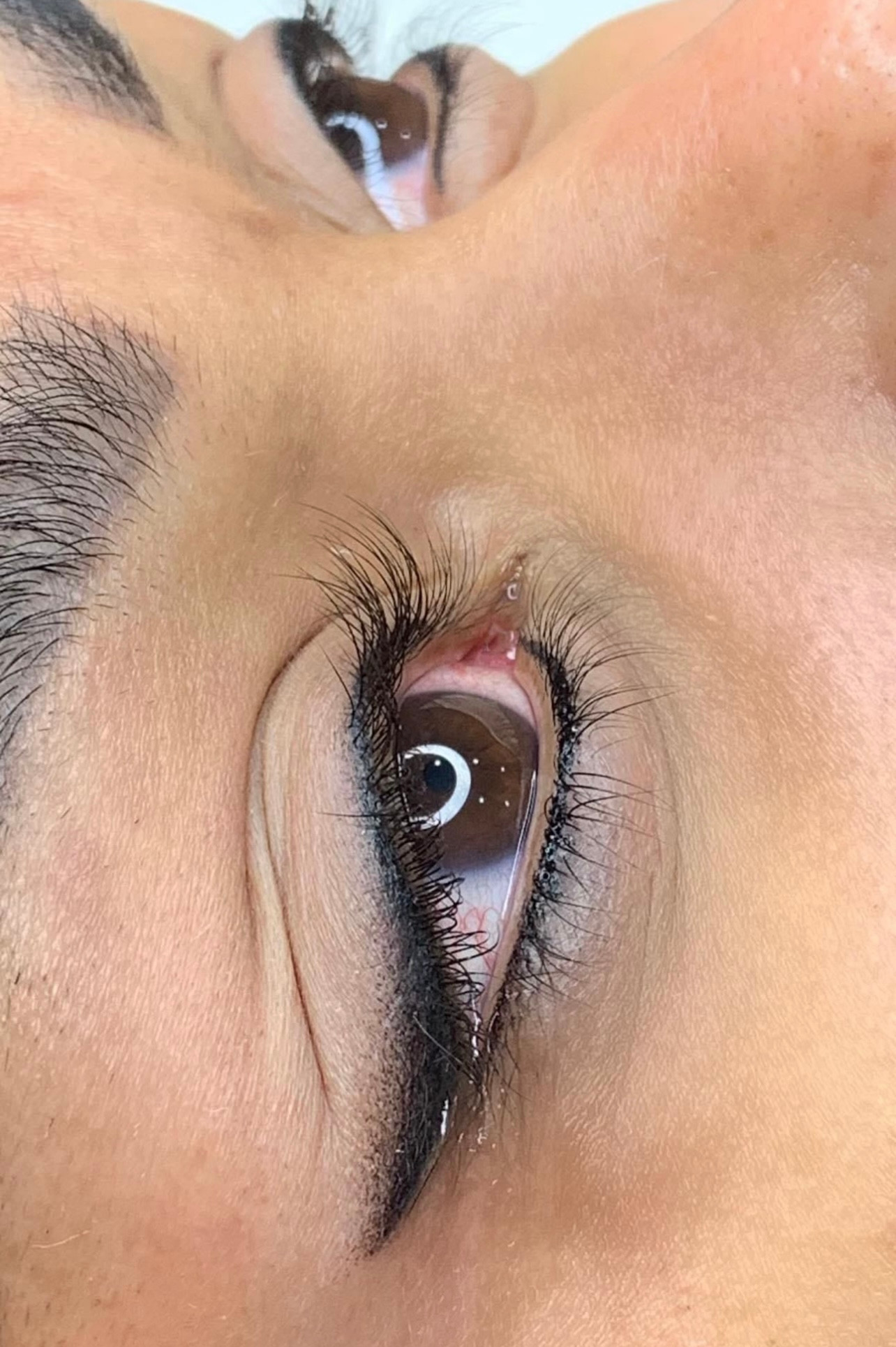 Línea de ojos 