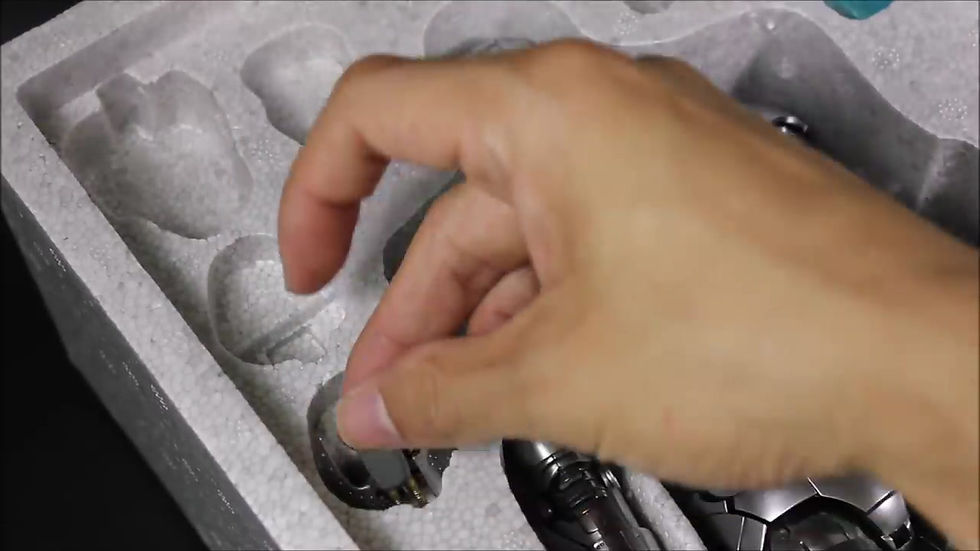 Thumbnail: Boneco Articulado Iron Man MK2 - Marvel