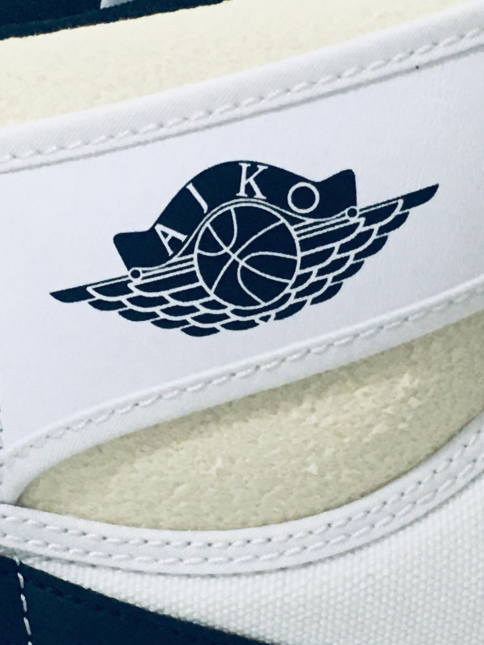 Miniatura: NIKE AIR JORDAN 1 HIGH KO GREY/WHITE