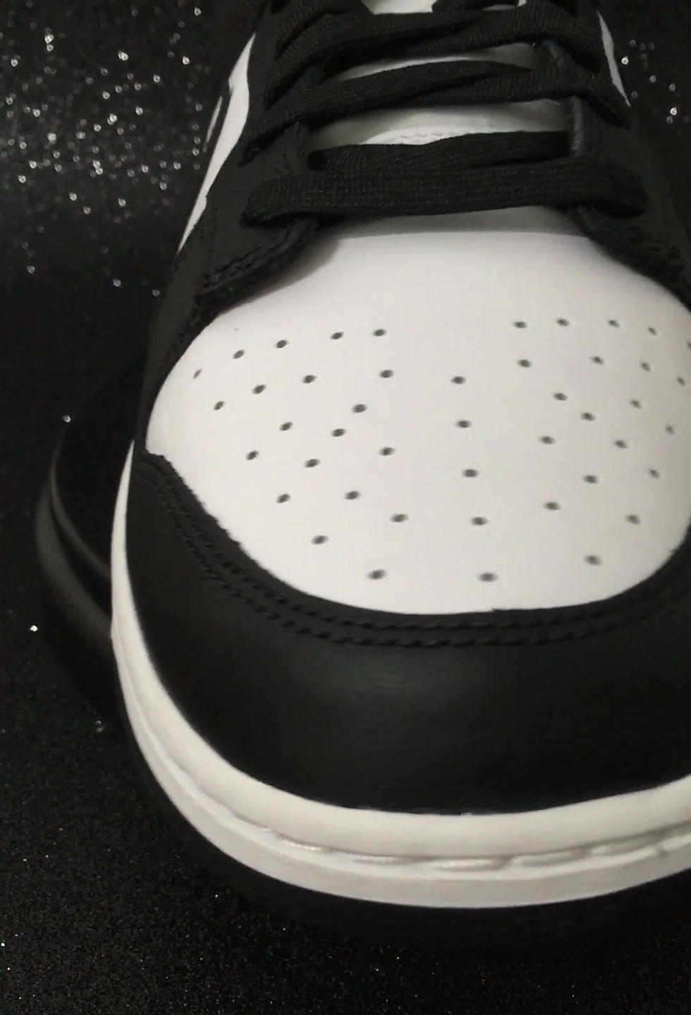 Miniatura: NIKE DUNK LOW BLACK WHITE -PANDA (2021)