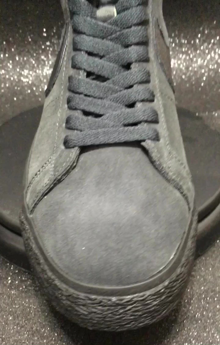 Miniatura: NIKE SB ZOOM BLAZER MID  DARK SMOKE GREY BLACK