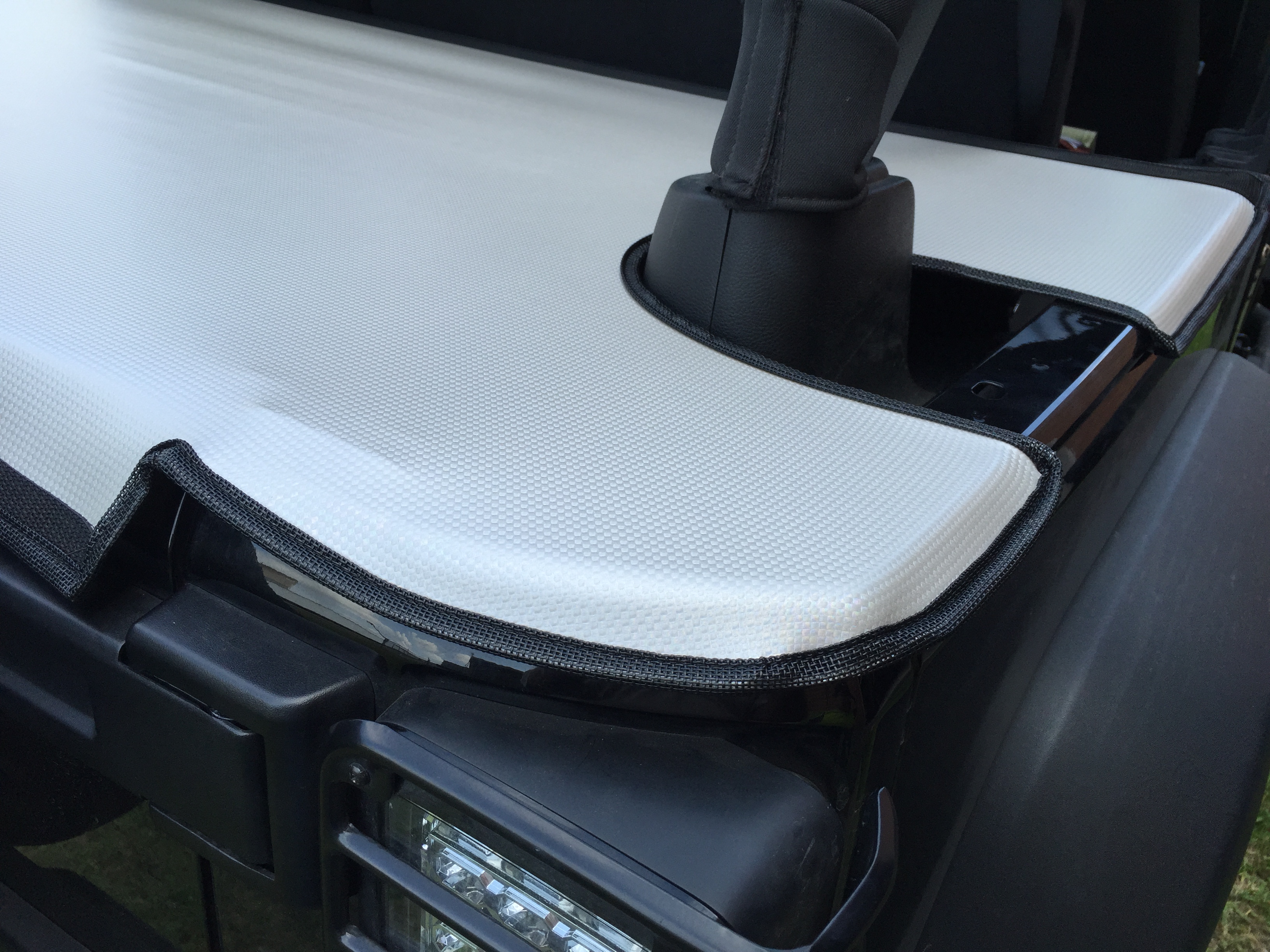 JTopsUSA Jeep Wrangler Tonneau Cover