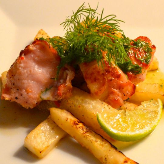 Noix de Saint-Jacques au bacon sur lit de céleri-rave